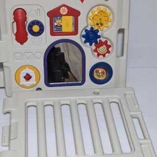 ベビーサークルの画像