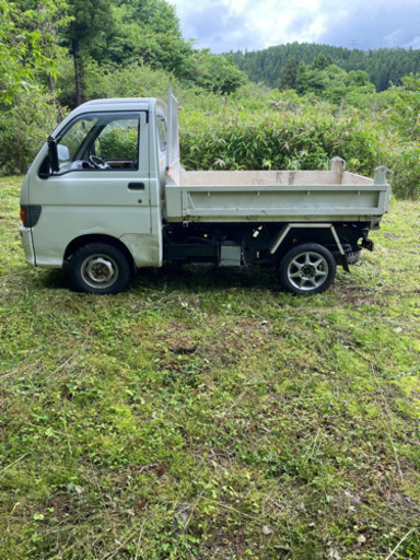 ダイハツハイジェット軽ダンプ4WD車検有りR4.9/8まで。最終値下げ車❗️