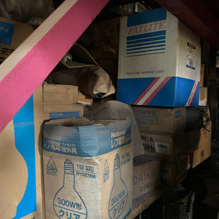 蛍光灯 水銀灯などなどの画像