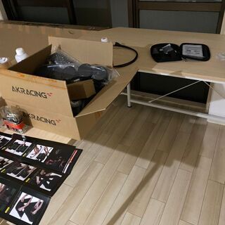 L型デスク　ほぼ未使用の美品　あげます（取りに来て下さる方限定）