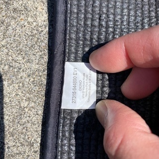 Diono(ディオノ)　グリップイット　ブラック　チャイルドシートマットの画像