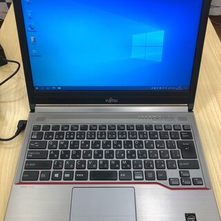 富士通(E734/K)　13.3インチノートPC　Windows...