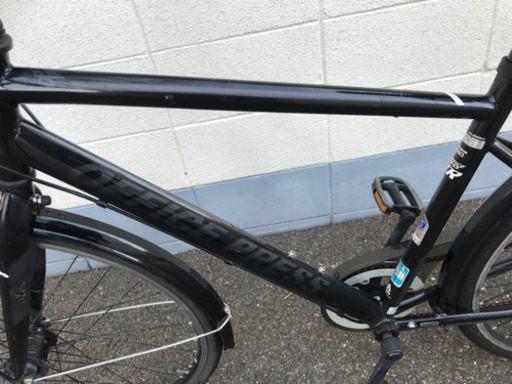 7段変速付き　700x32C 自転車