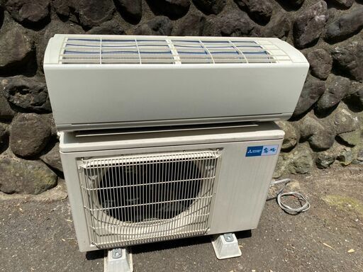 三菱　ルームエアコン　MSZ-GE4016S-W 霧ヶ峰 14畳用 4.0kw　2016年製 売ります。配送可能！