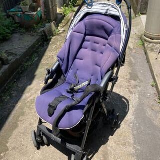 子育て応援 Combiベビーカー