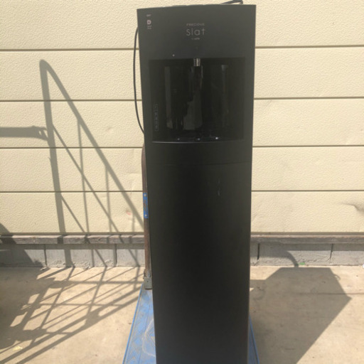 フレシャス スラット+カフェ コーヒー機能付きウォーターサーバー WFD-1910