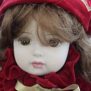 【愛品倶楽部柏店】ｷｭﾋﾟﾅﾄﾞｰﾙ 人形 ﾄﾞｰﾙ 赤い服の女の子【管理No:112-043207 002】柏市周辺 出張買取 持込買取 引越し 処分 不要 生前整理 遺品整理 ご相談を！ 松戸 流山 我孫子 ﾘﾕｰｽ ﾘｻｲｸﾙ【店舗同時販売中】の画像