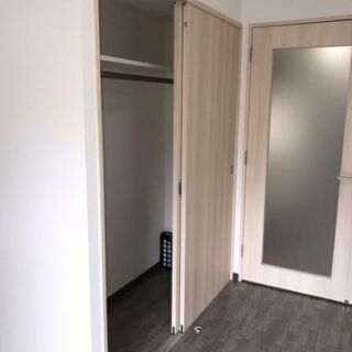 1フロア貸！　法人様社宅向け物件　駅近1K物件　合計6部屋　鉄筋コンクリート造（ＲＣ造） - 不動産