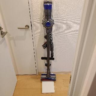 スタンド付き】ダイソン dyson v6 fluffy+ SV09 コードレスクリーナー