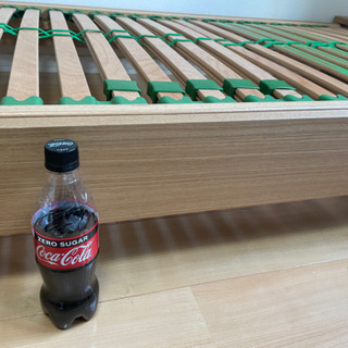 【取引中】[sembella]ﾍﾞｯﾄﾞﾌﾚｰﾑ･ｼﾝｸﾞﾙ[値下げ交渉歓迎]マット付属可能の画像