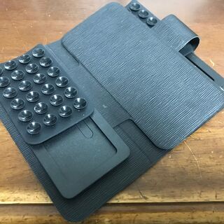 スマートフォン 2台用 ケース 中古の画像