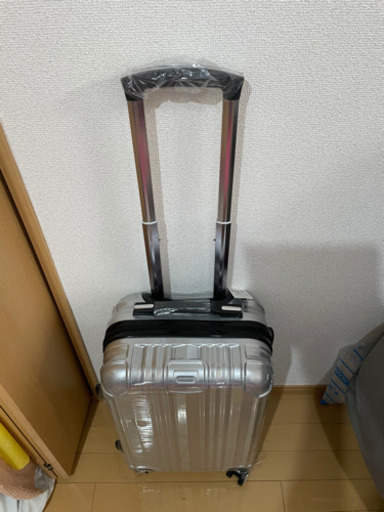 【新品未使用】キャリーケース