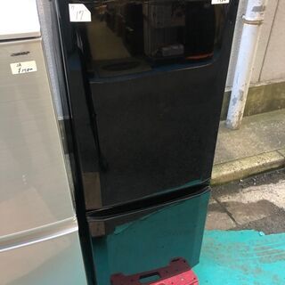 ☆中古 激安！！￥15,800！！ MITSUBISHI　ノンフロン冷蔵庫　MR-P15A-B　2017年製　146L　DF014　