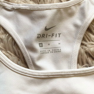 NIKE、アディダスのスポーツウェア　レディースの画像