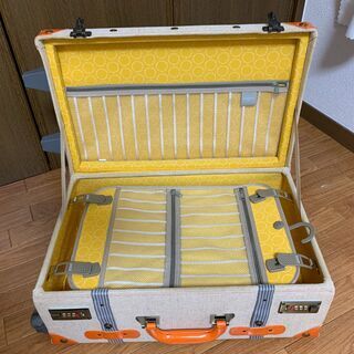 【価格交渉可】キャリーケース 静音二輪 軽量 復古主義 可愛い