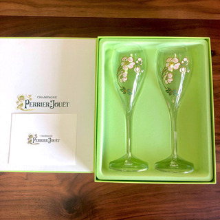 【8月中旬まで】新品ワイングラス2脚(ペリエ・ジュエ)の画像