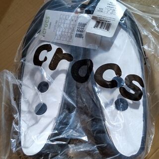 新品　クロックス　23センチ黒のサンダルの画像