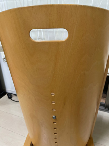 モイジ　MOIZI ベビーチェア　学童期まで使えます　定価48400円