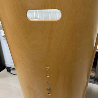 モイジ　MOIZI ベビーチェア　学童期まで使えます　定価48400円