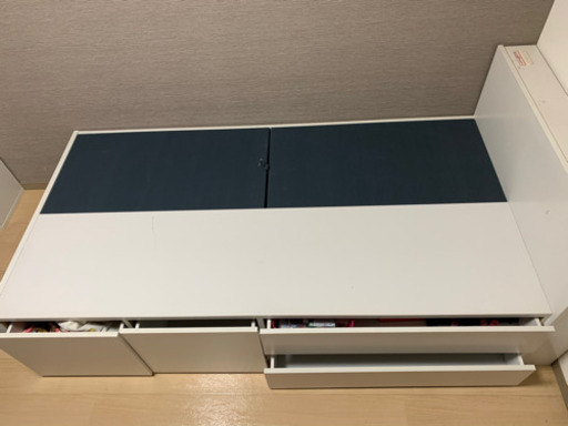 シングルベッド　収納　コンセント付き！