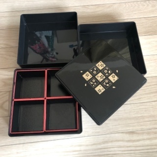 無料でどうぞ♫三段お重箱