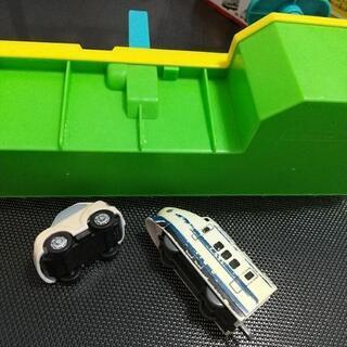 お風呂でミニカー    の画像
