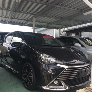 H27年式　トヨタアクア　ハイブリッド