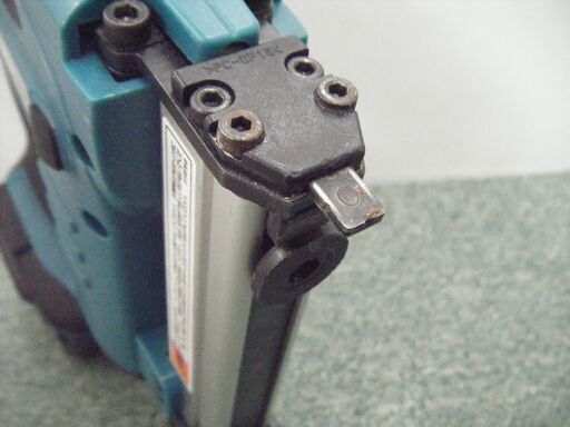 マキタ　充電タッカ　ST120D　中古品　ケース　14.4V　3.0Ah　バッテリー×1