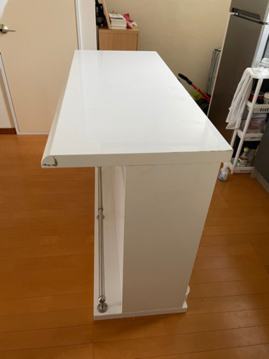 カウンターキッチン　食器棚