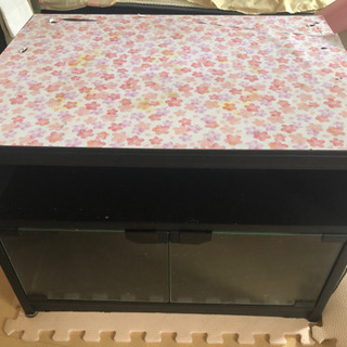 無料　テレビ台の画像
