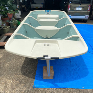 釣り用4分割ボート《エンジン付き》
