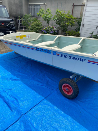 釣り用4分割ボート《エンジン付き》