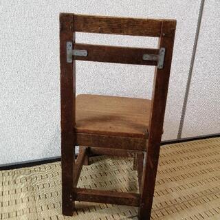 子供用　椅子の画像