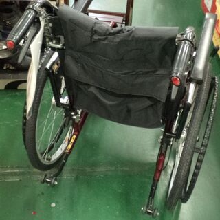 【愛品倶楽部柏店】カワムラサイクル 自走用 車椅子 KA722-40B【問合わせ番号：101-024538 002】の画像