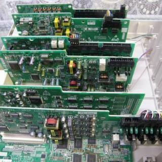 S285 αNX-M 工事済　転送機能の電話５台とカールコードレス　バスとスター/両配線使えるのきれいな６台の画像