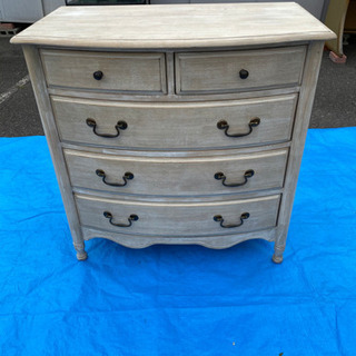 土日限定値引き アンティーク風チェストとても綺麗です。