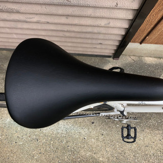 BH Aura fs 2011年モデル 8S クロスバイク