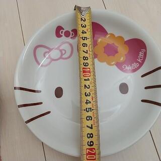 キティーちゃんのお皿✰２枚の画像