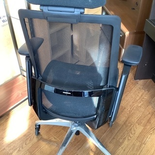 オカムラ　デスクチェアのご紹介です。の画像