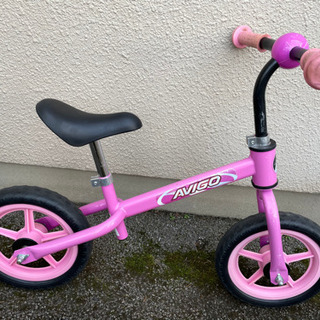 キックバイク　ストライダー　自転車