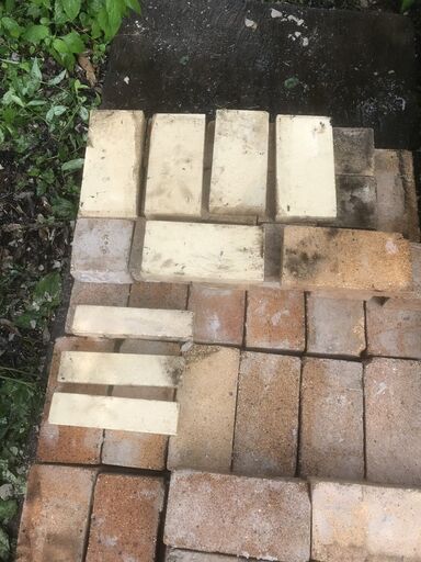 耐火レンガ　商談中です