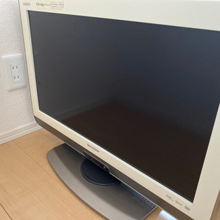 シャープ　26V型ワイド　DVD内蔵型