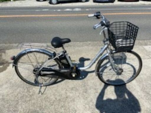 感謝セール 整備済新基準良品 Panasonic 8.9AH VIVIDX 26インチ 3段 充電器、鍵付 LED 電動アシスト自転車W40