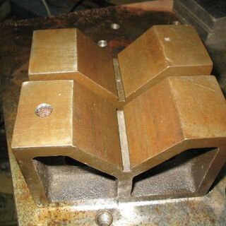 Ⅴブロック　128ｍｍ　２個