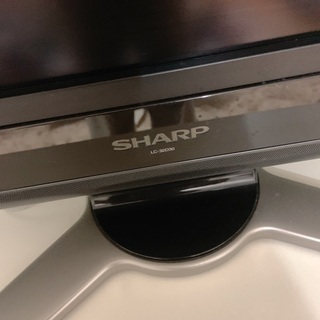 液晶テレビSHARP AQUOS LC-32D30 B-CASカード リモコン付の画像