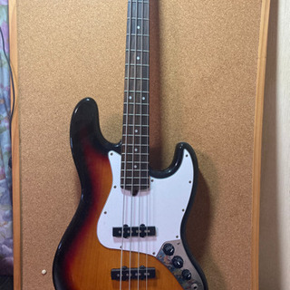 エレキベース　ギグバッグ付き