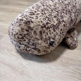 オオサンショウウオのぬいぐるみの画像