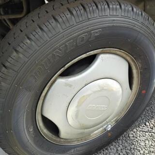 タイヤ4本ほぼ新品 ダンロップ145/80R12 