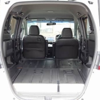 【特価車両】　フリード！　しかも距離も？！？！？　これはお買い得...
