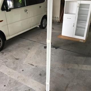 車輪付き移動式パーテーション、間仕切り、目隠し板等の画像